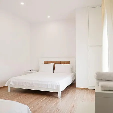Hotel Mega