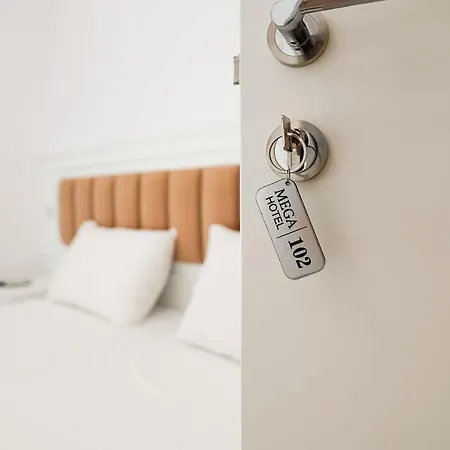 Hotell Mega Gjirokastër